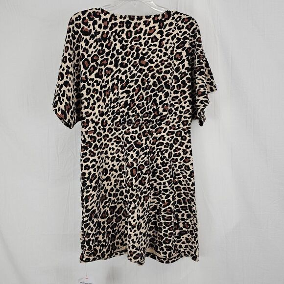ASOS DESIGN Flutter Sleeve Mini Tea Dress with Buttons in Leopard PrintNWT 10 - Picture 8 of 8